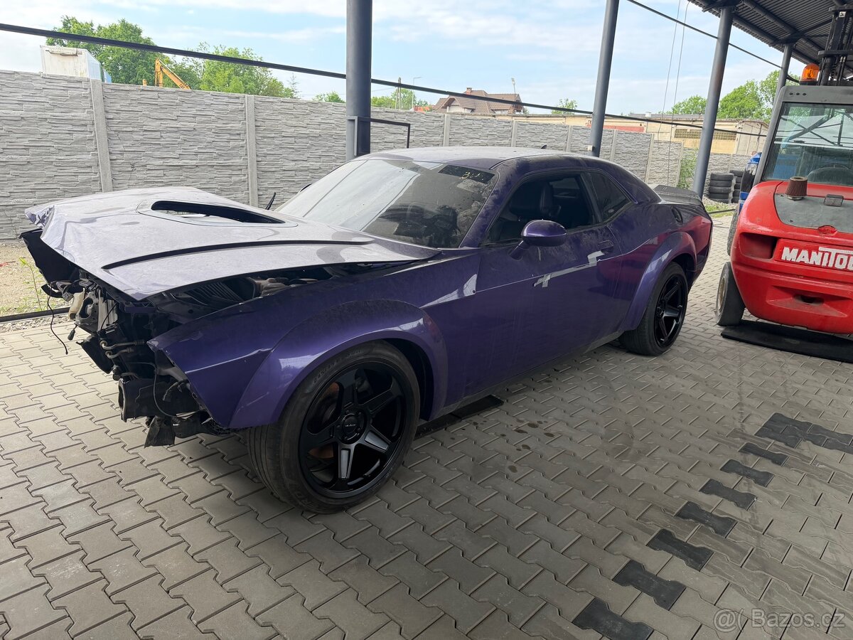 Dodge Challenger 5.7 SHAKER 2016 - 4