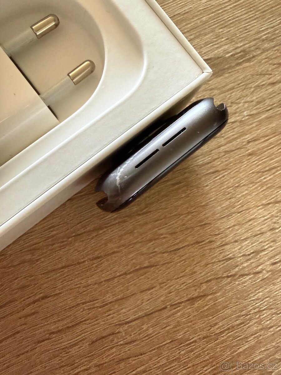 Apple Watch Series 4 44 mm, Space Gray - 4