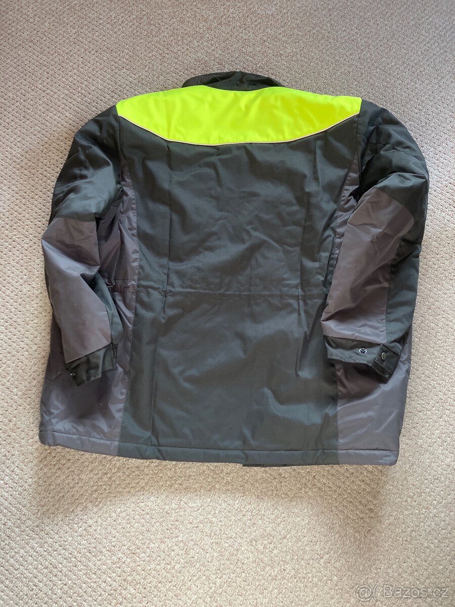 Bunda 3 xl - 4