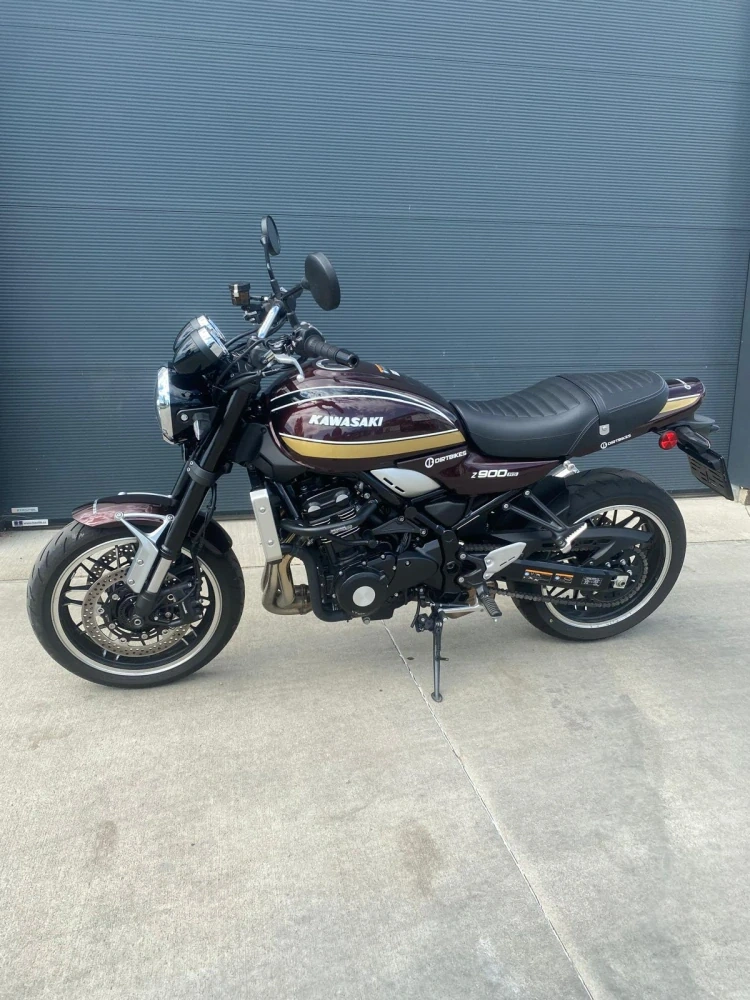 KAWASAKI Z900RS - 4
