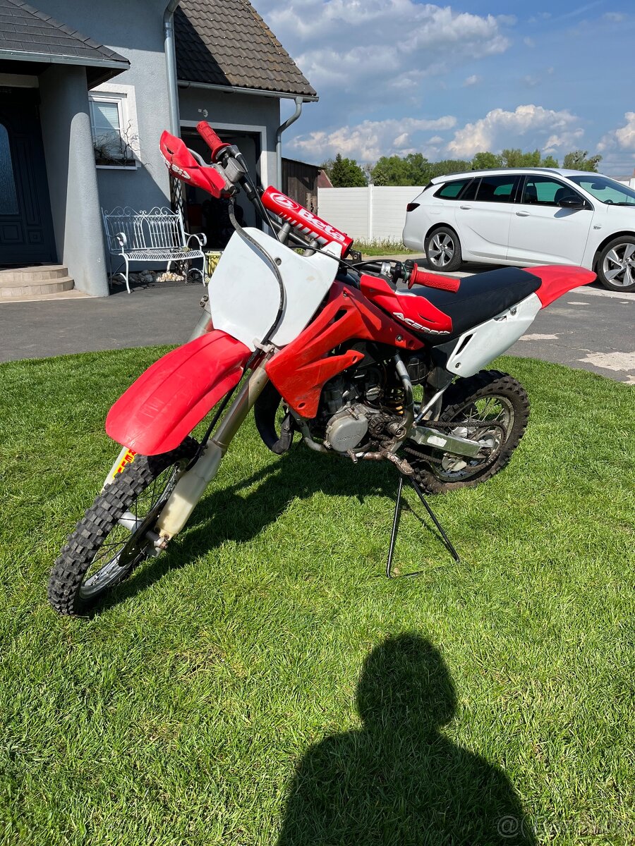 Hodna cr 85 r