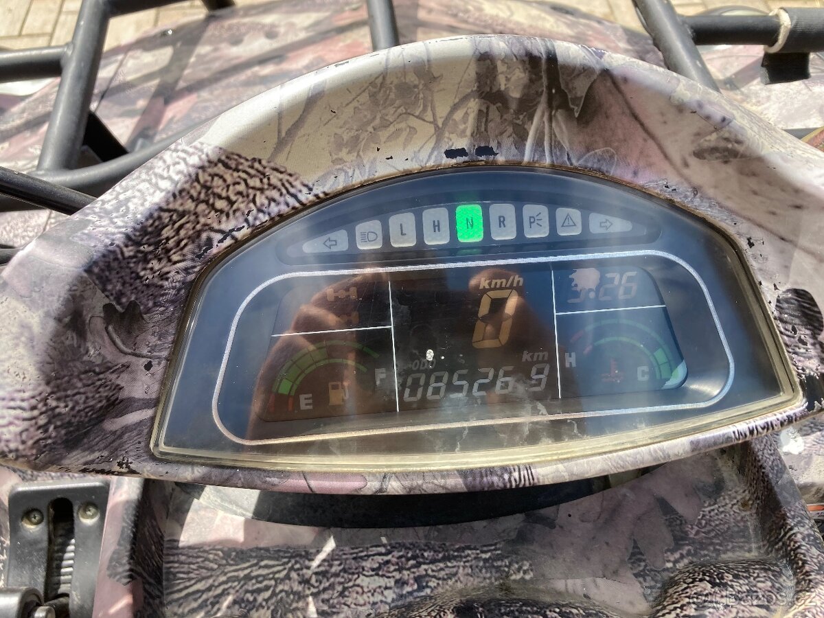 Prodám čtyřkolku Gladiator x5 - 4