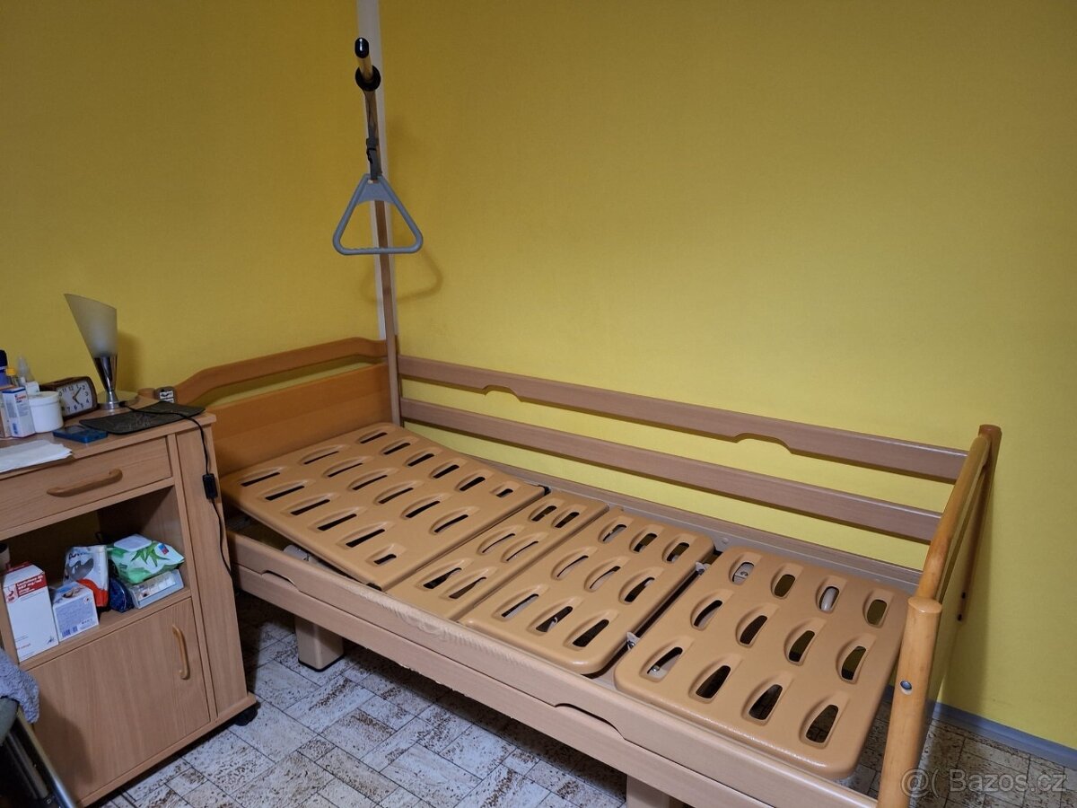 Zdravotní plně polohovací postel - 4