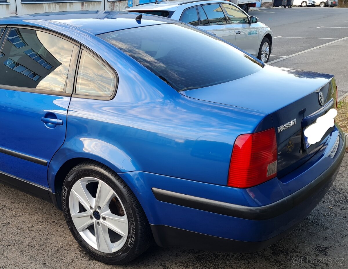 VW Passat B5 Sedan 1.6i - 4