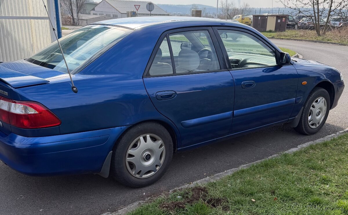 Prodej vozů Mazda 626 - 4