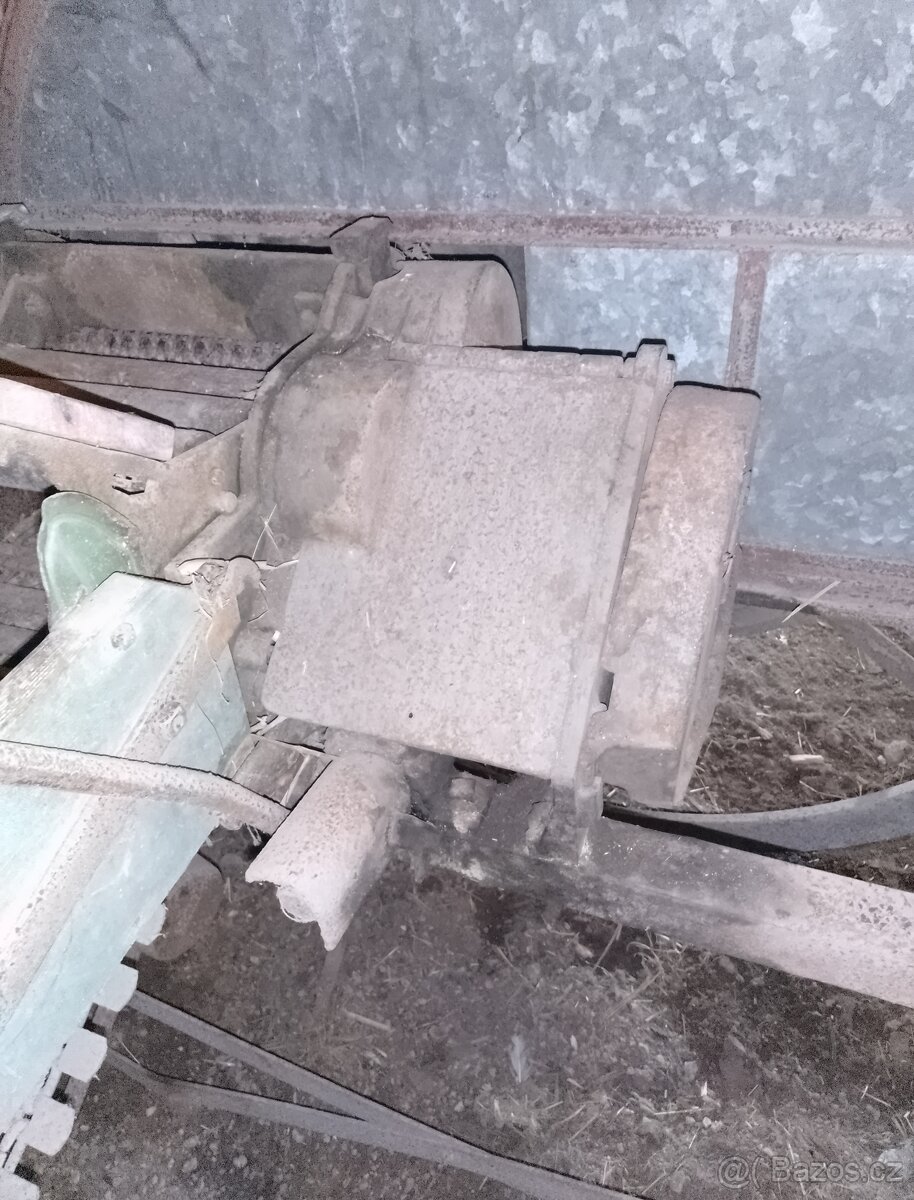 Stará řezačka - 4