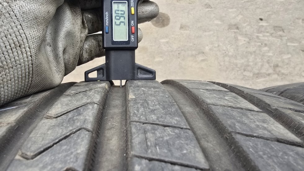 Letní pneu 245/45/18 Hankook - 4