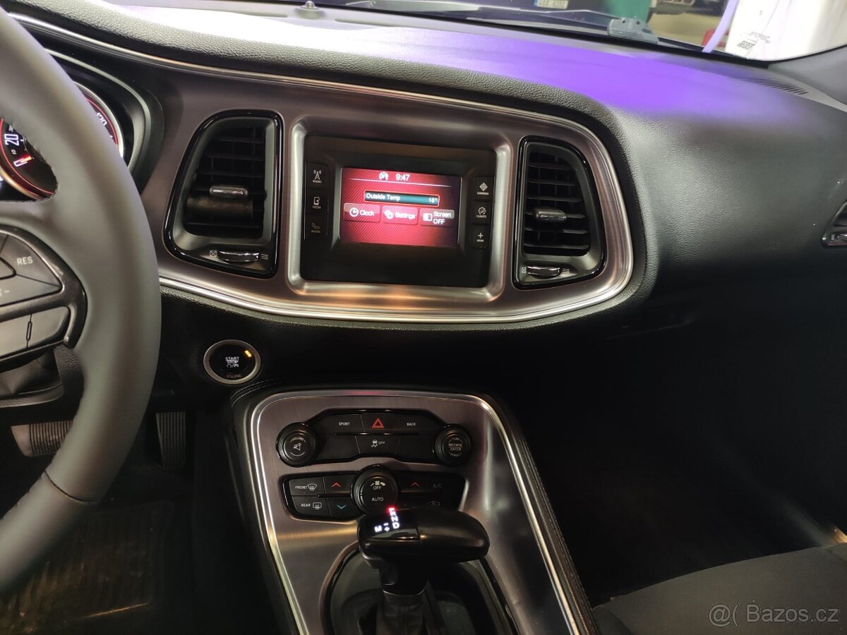Dodge Challenger 3.6 V6 - 4