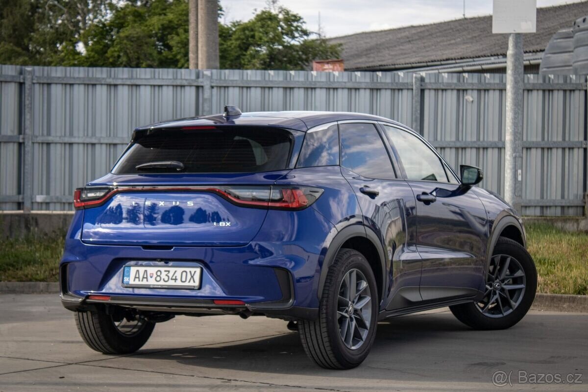 Lexus LBX 1.5 HEV 100kW e-CVT - 4