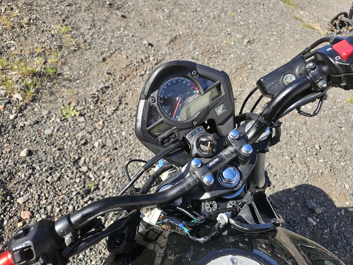 Honda CB 600F - 4
