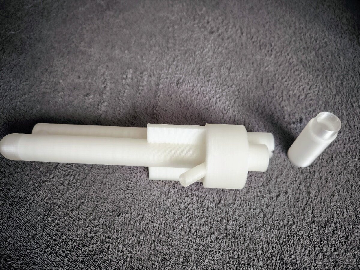 Epruveta k měření obsahu alkoholu v destilátu
- 4