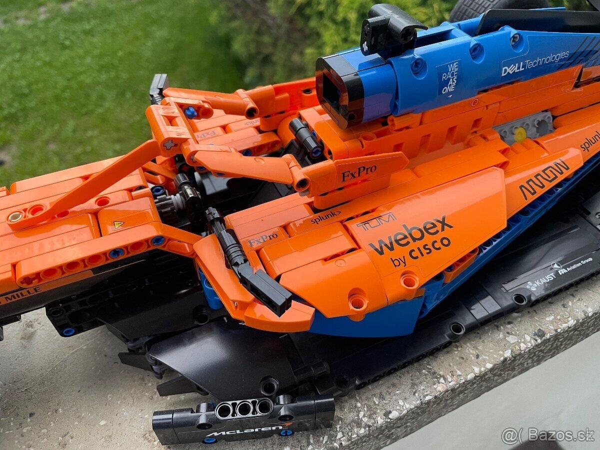 LEGO Technic McLaren Formula 1 42141 - 4