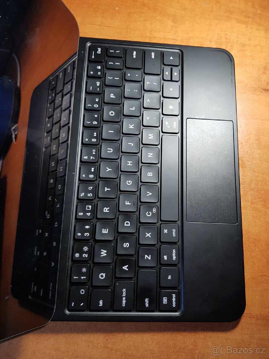 TOP NABÍDKA - iPad AIR 2020 + Keyboard - 4