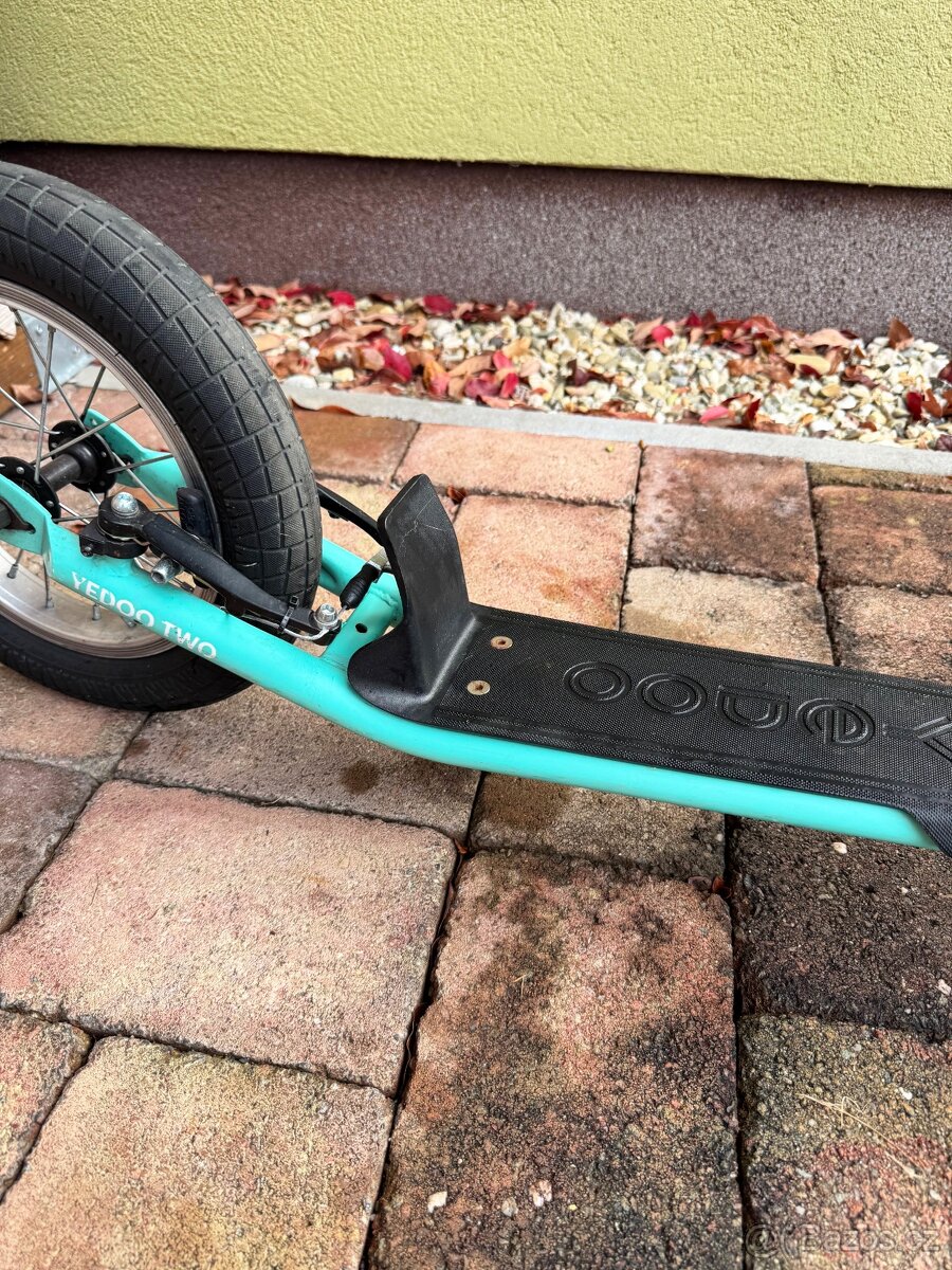 Koloběžka YEDOO TWO tyrkysová - 4