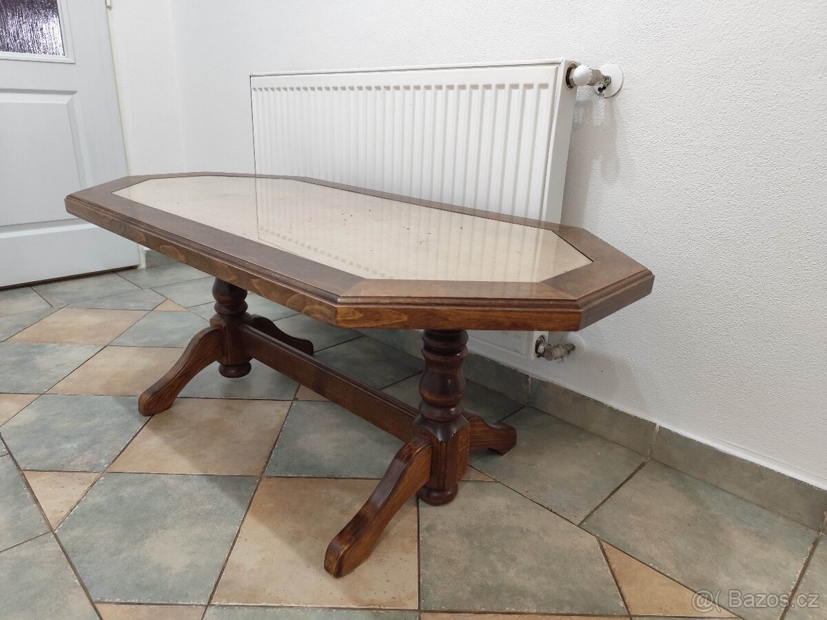 Křeslo a stolek - 4