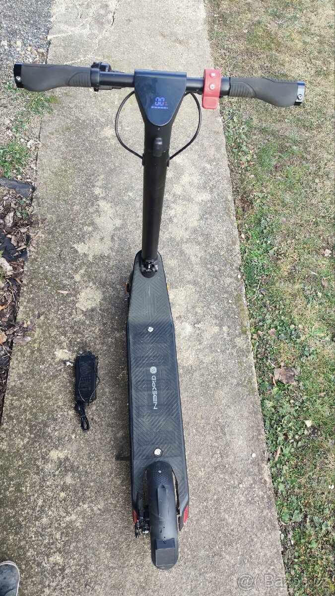 GoGEN VOYAGER POWER S911 - 4