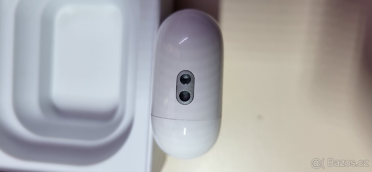 Apple AirPods Pro 3 - 4