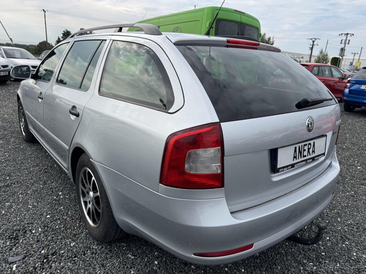 Škoda Octavia II 1.6TDI, kombi, 2010 - 4