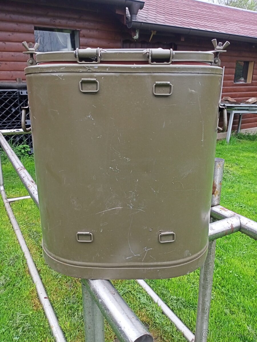 Vojenský zádový termos - 4