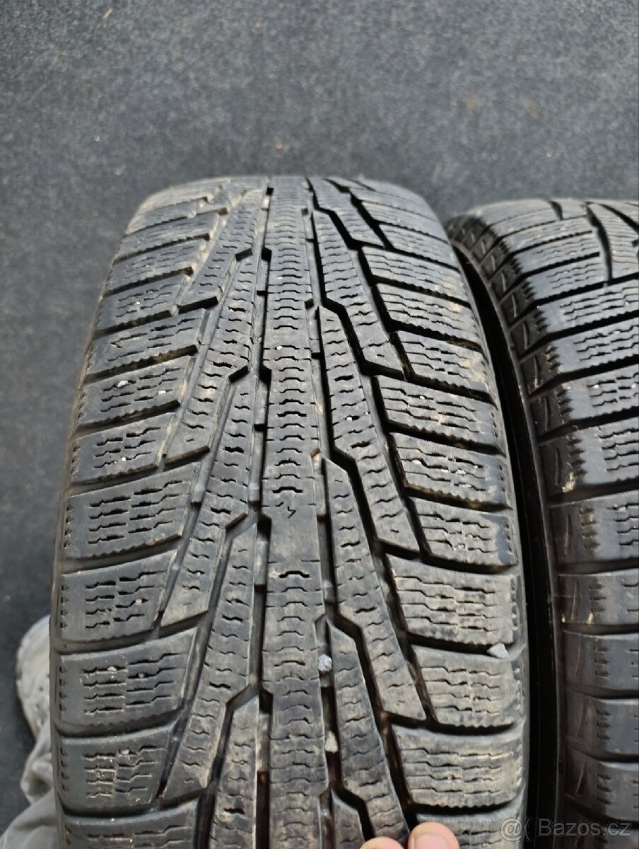 Zimní pneumatiky Nokian 215/65/16 - 4