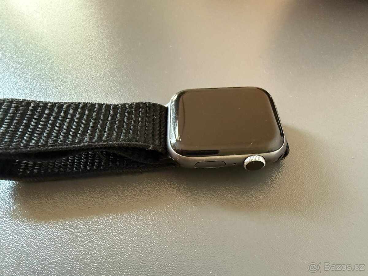 Apple Watch - 4