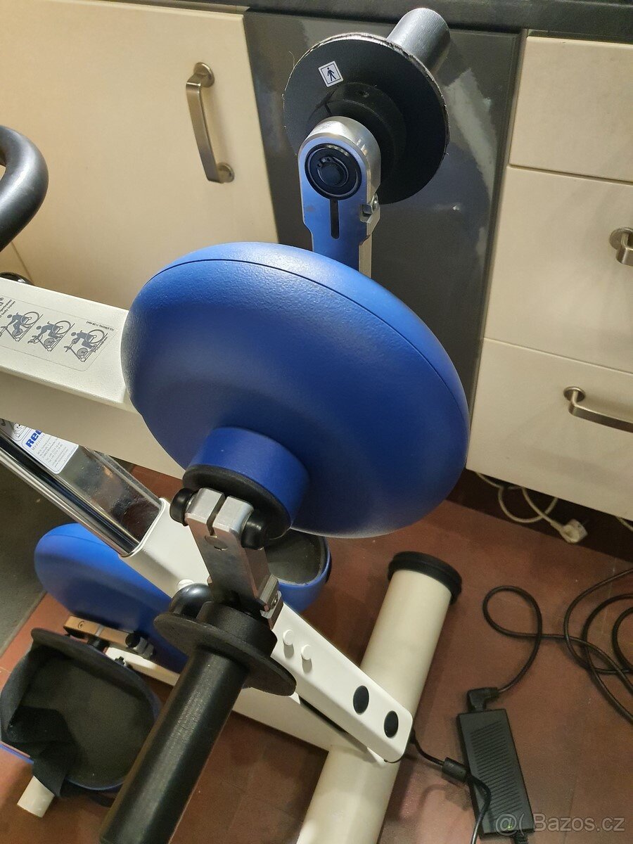 stroj na rehabilitaci pohybu, Motomed rotor automat - 4