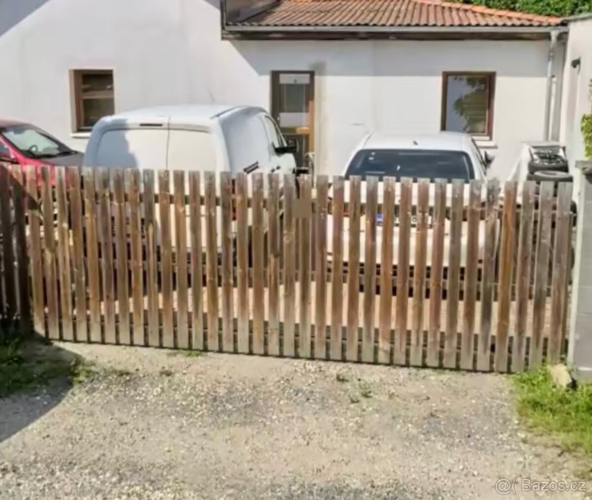 ZA 50% I SAMOSTATNĚ POJÍZDNÁ BRÁNA MOTOR 3 OVLADAČE 2 ČIDLA - 4