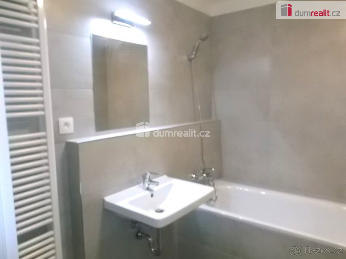 pronájem 1kk 33m2 s balkonem 3m2 P9 Vysočany Strnadových kom - 4