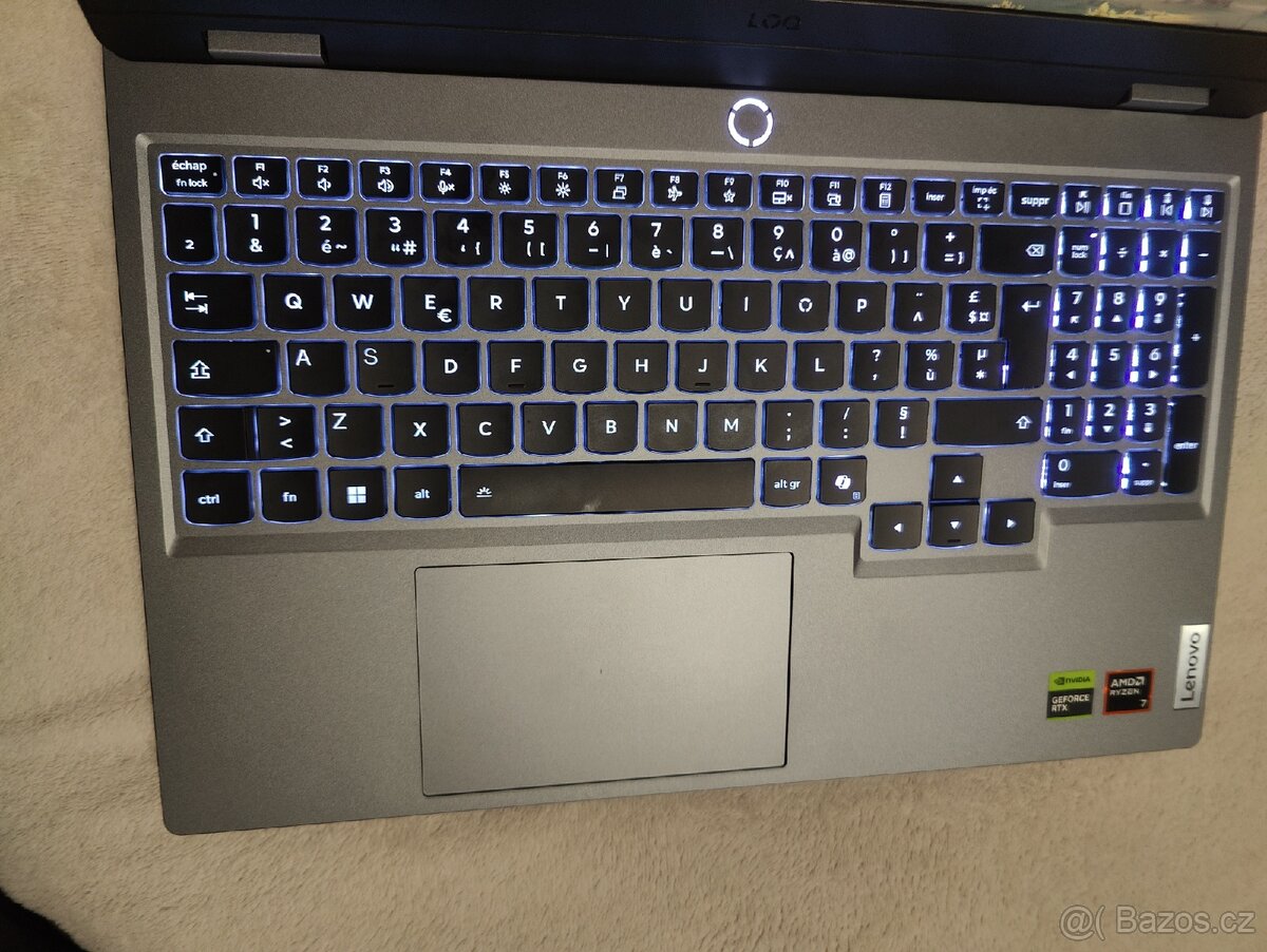 Herní notebook z RTX 5060, amd Ryzen 7, 32gb, 1tb - 4