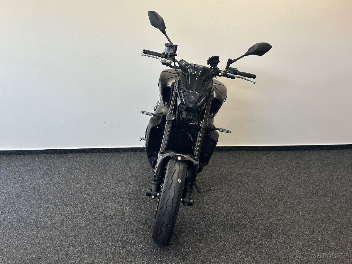 Yamaha MT 09 - 4