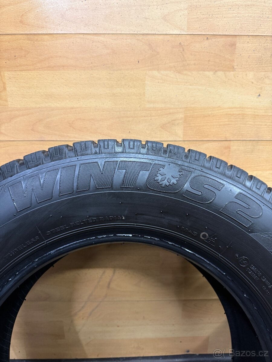 Zimní pneu 235/65/16C - 4