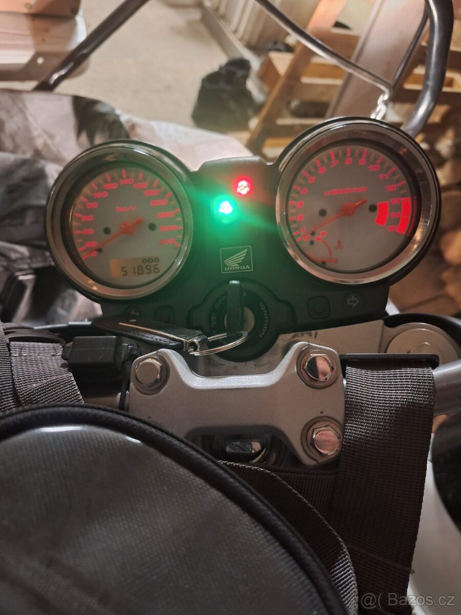 Honda cb 600 hornet - 4