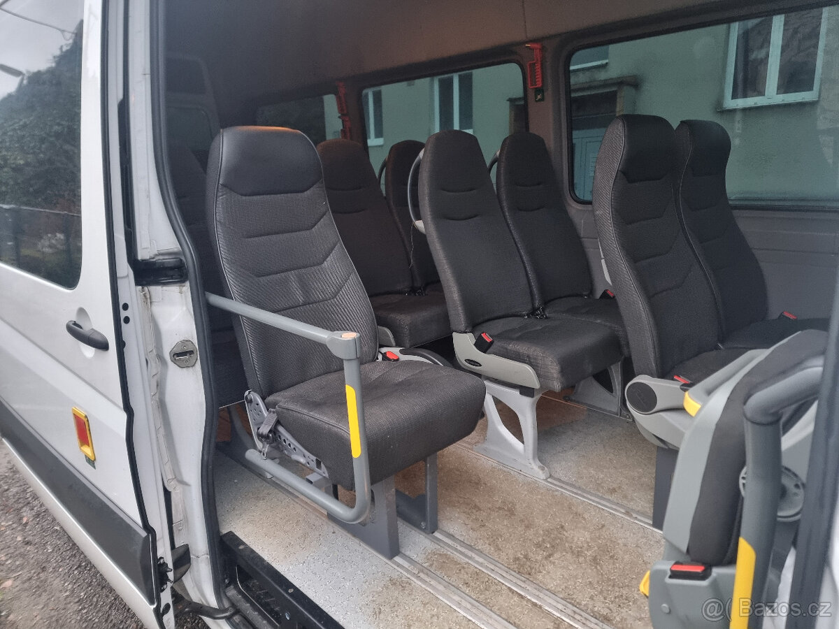 Mercedes Sprinter bus - 4