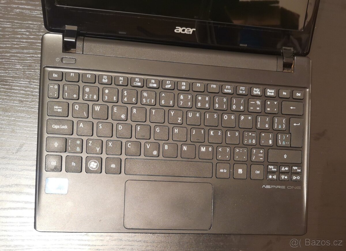 Acer aspire 756 11,6 palců, celeron 877 sandy bridge - 4