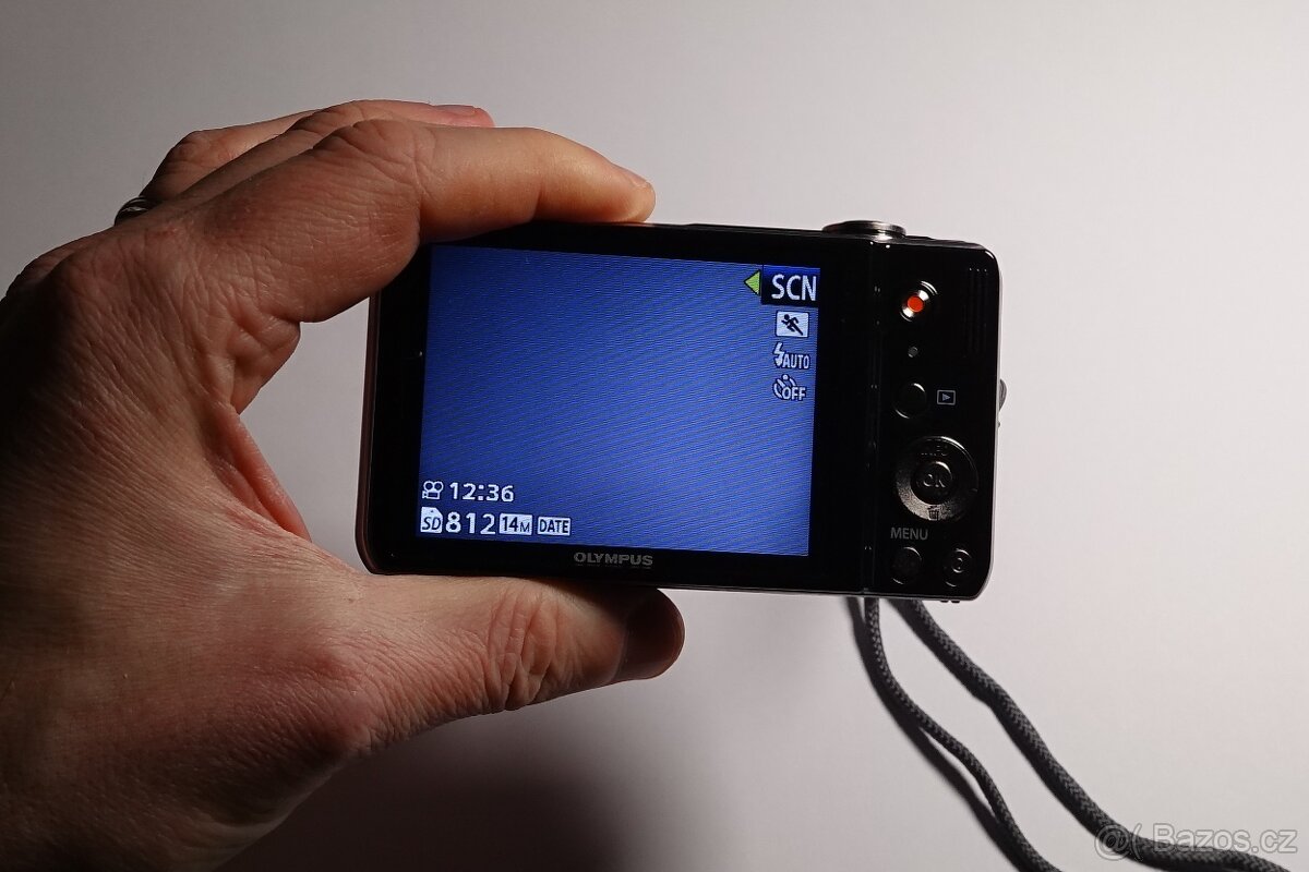 Olympus D-720 zánovní - 4