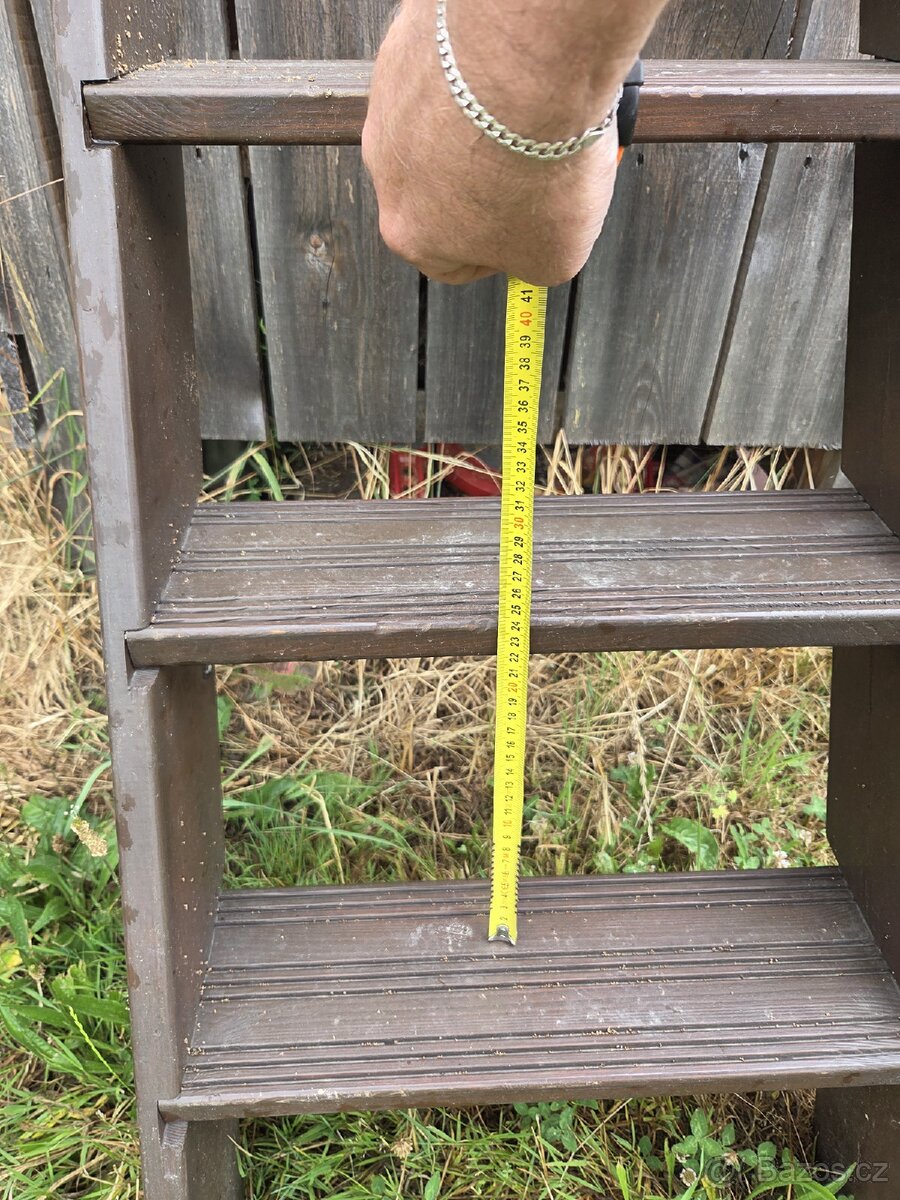 Prodam Dřevěné schody masiv - 4