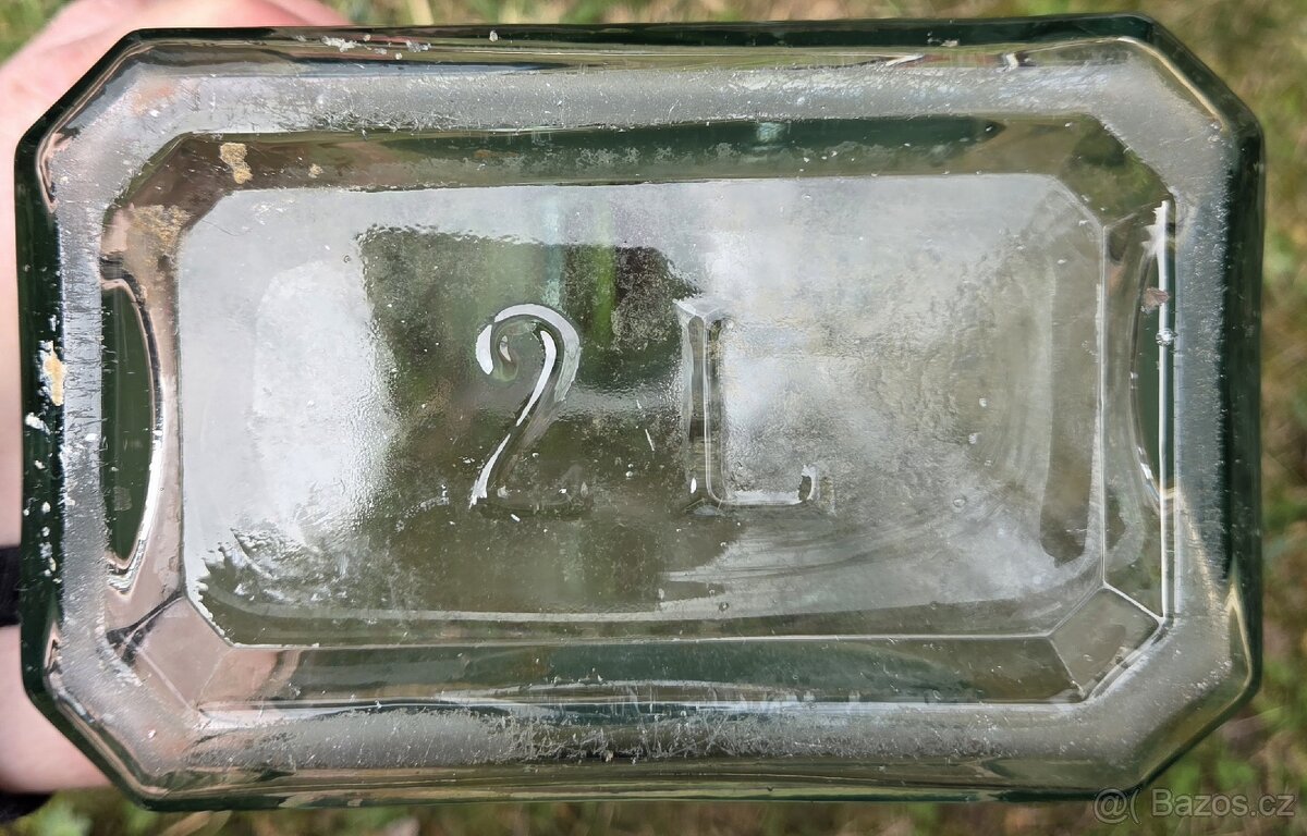Stará skleněná flaška 2l - 4