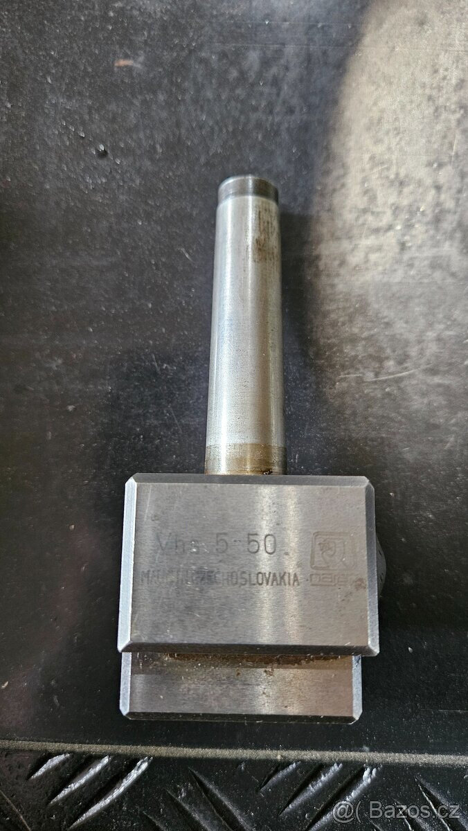 VYVRTÁVACÍ HLAVY - 4