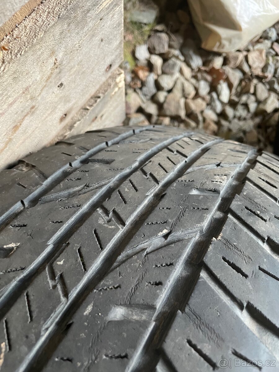 Pneu Nissan Pathfinder 255/65r17 - 4