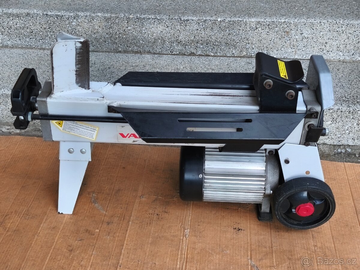 Prodám Štípačka dřeva VARI 4 TON SUPER FORCE - 4