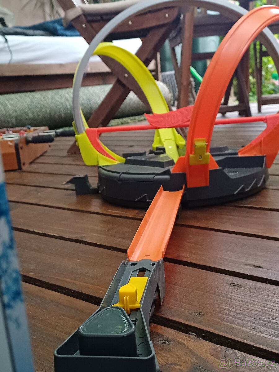 Hot Wheels dráha Roto Revolution - 4