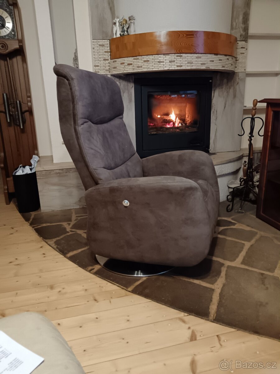 Otočné relaxační křeslo - 4