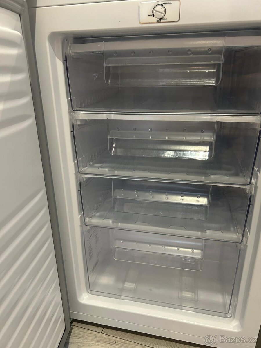 Mrazák šuplíkový Candy CCTUS 542 XH 82l - 4