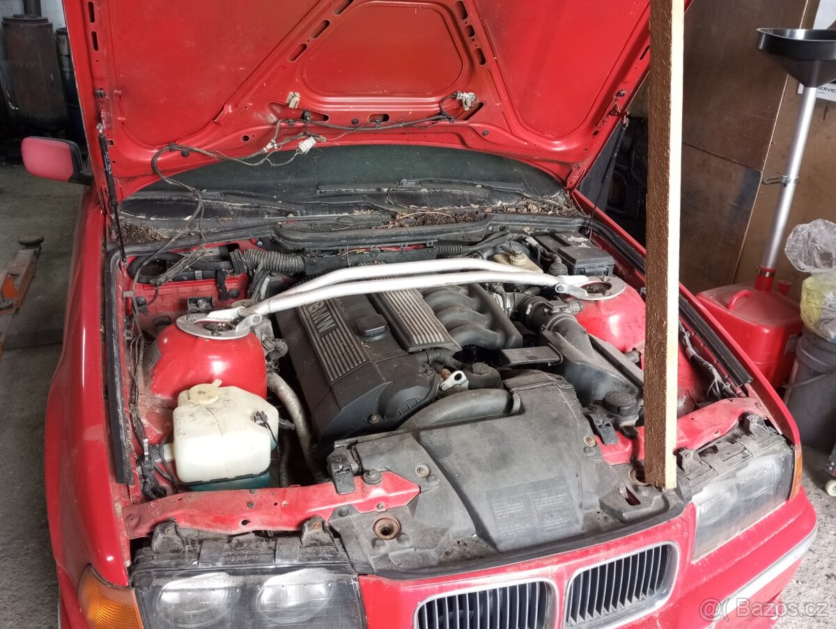 BMW e36 2.8 dily - 4