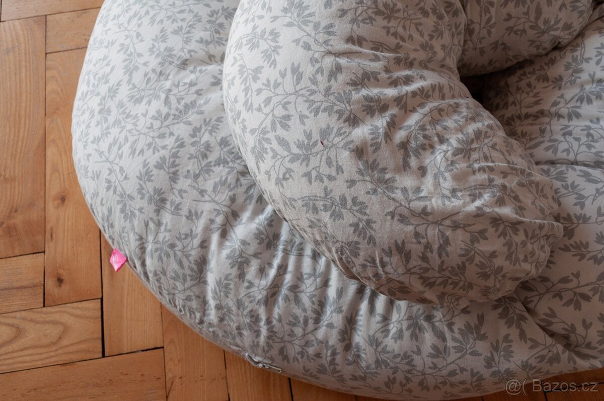 Kojící polštář - 4