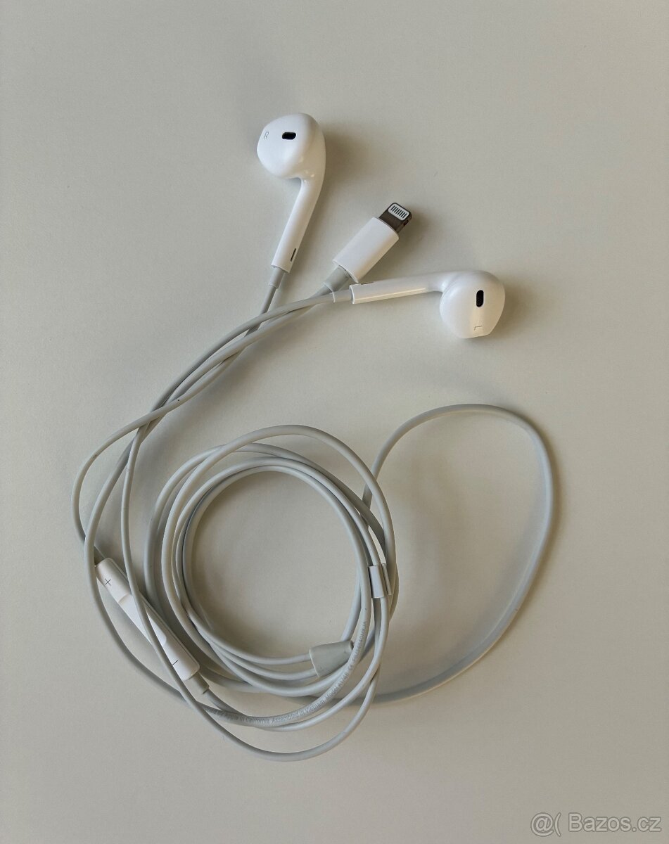 Apple IPhone 7 32GB černý - 4