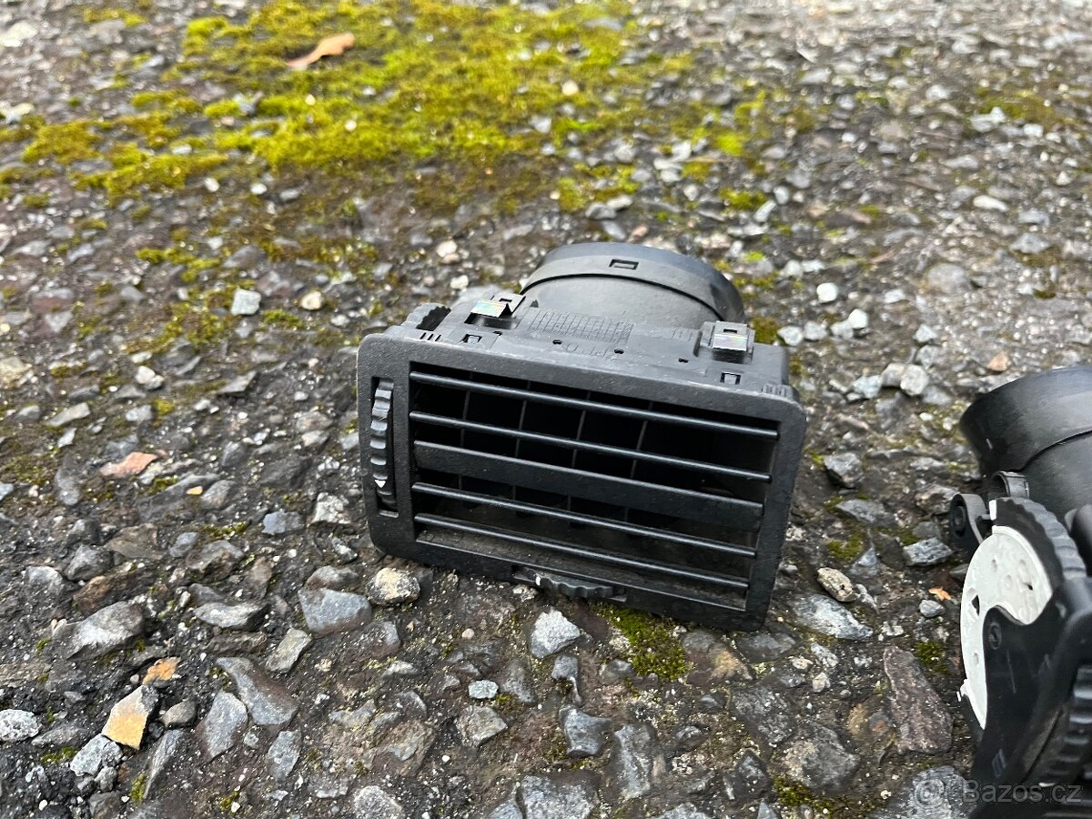 Ofuky topení, mřížky, ventilace Octavia - 4
