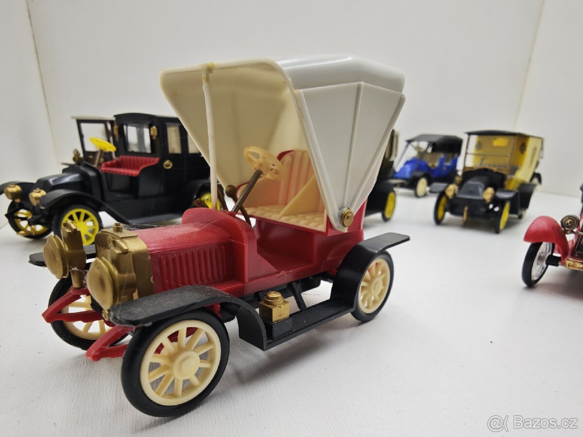 Staré retro hračky,autíčka igra oldtimer - 4