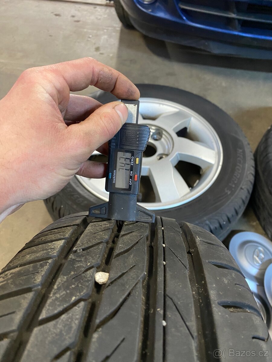 Originál kola Hyundai - 4