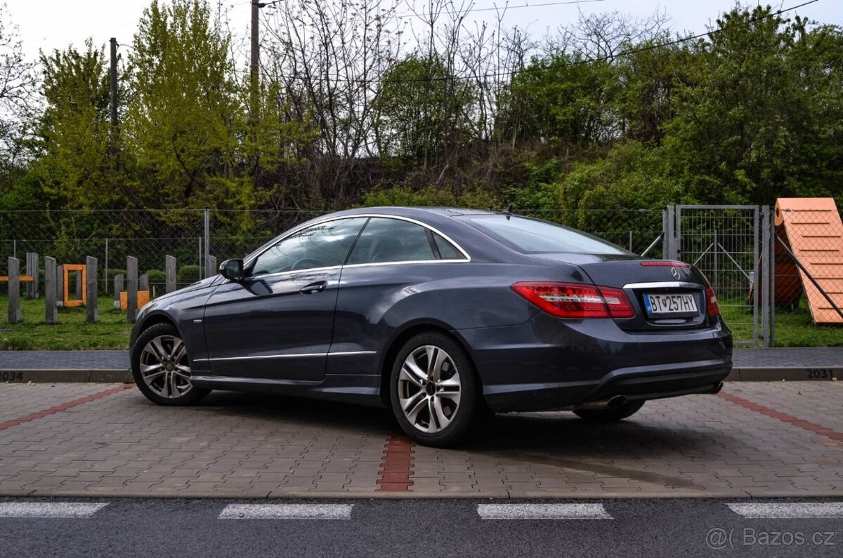 Mercedes Benz E 350 CGI coupe - 4